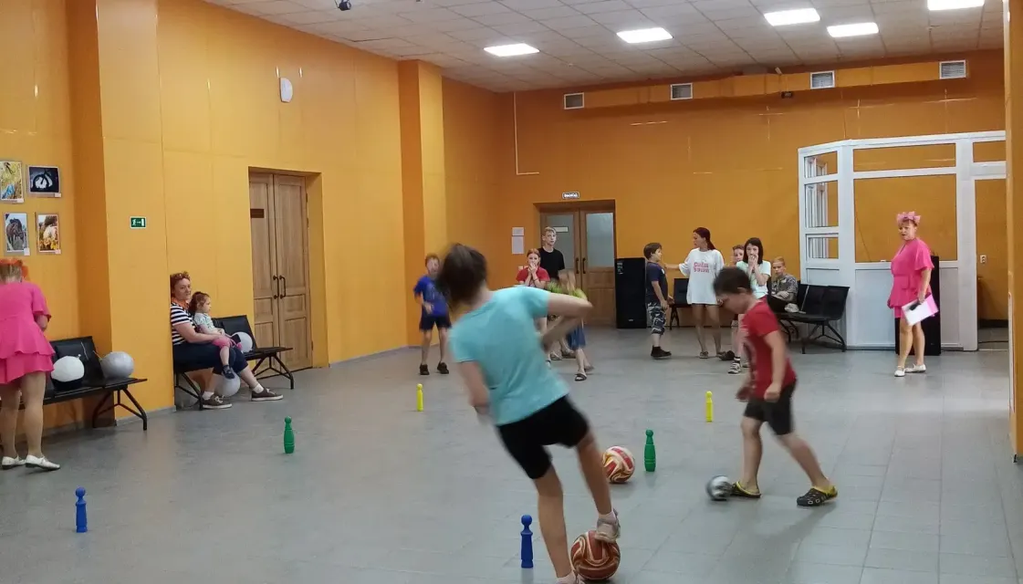 Мой весёлый мяч