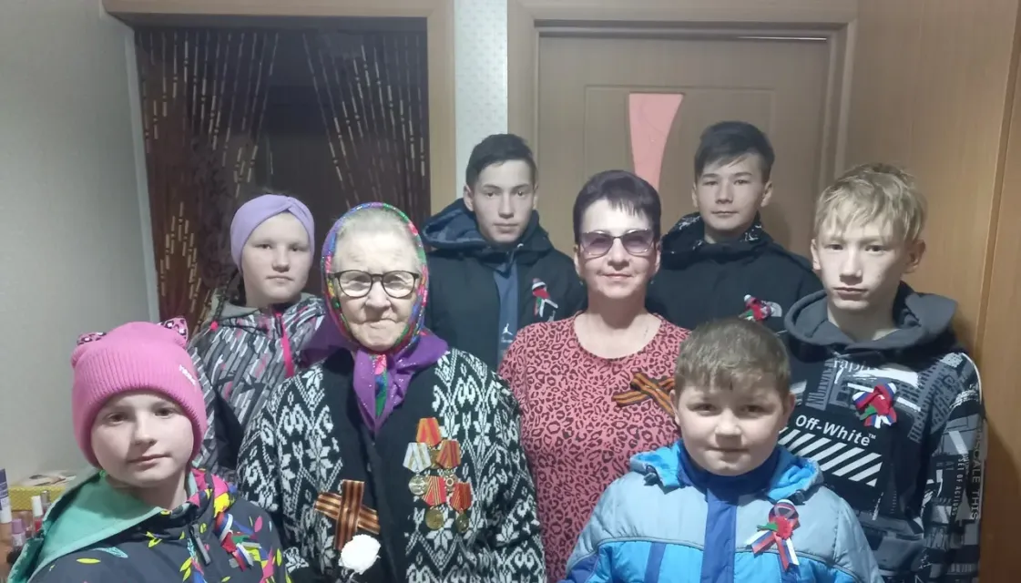 Поздавление ветеранов