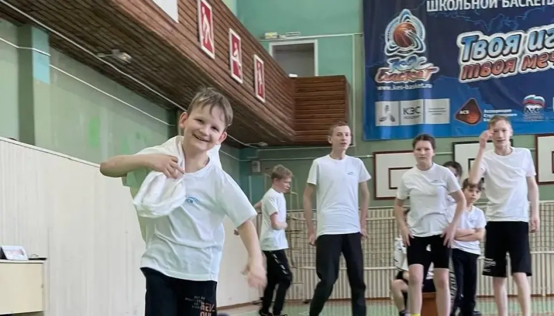 Ловкие, смелые, сильные, умелые