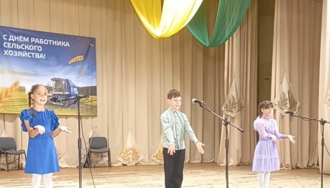 Стихотворение В.Прозорова &quot;Золотые руки&quot;