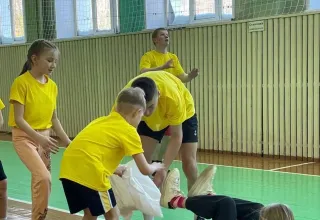 Ловкие, смелые, сильные, умелые